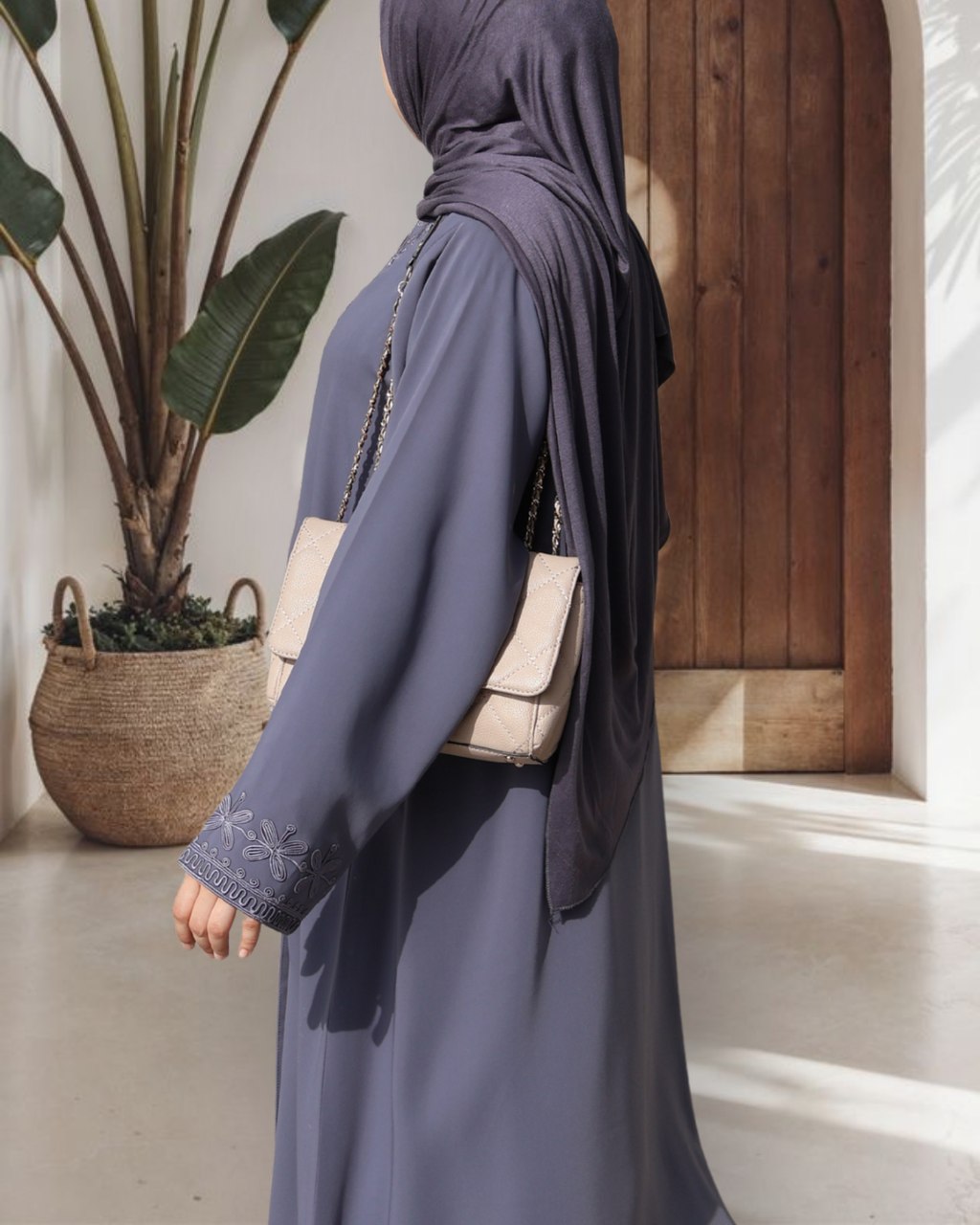 Moon Abaya