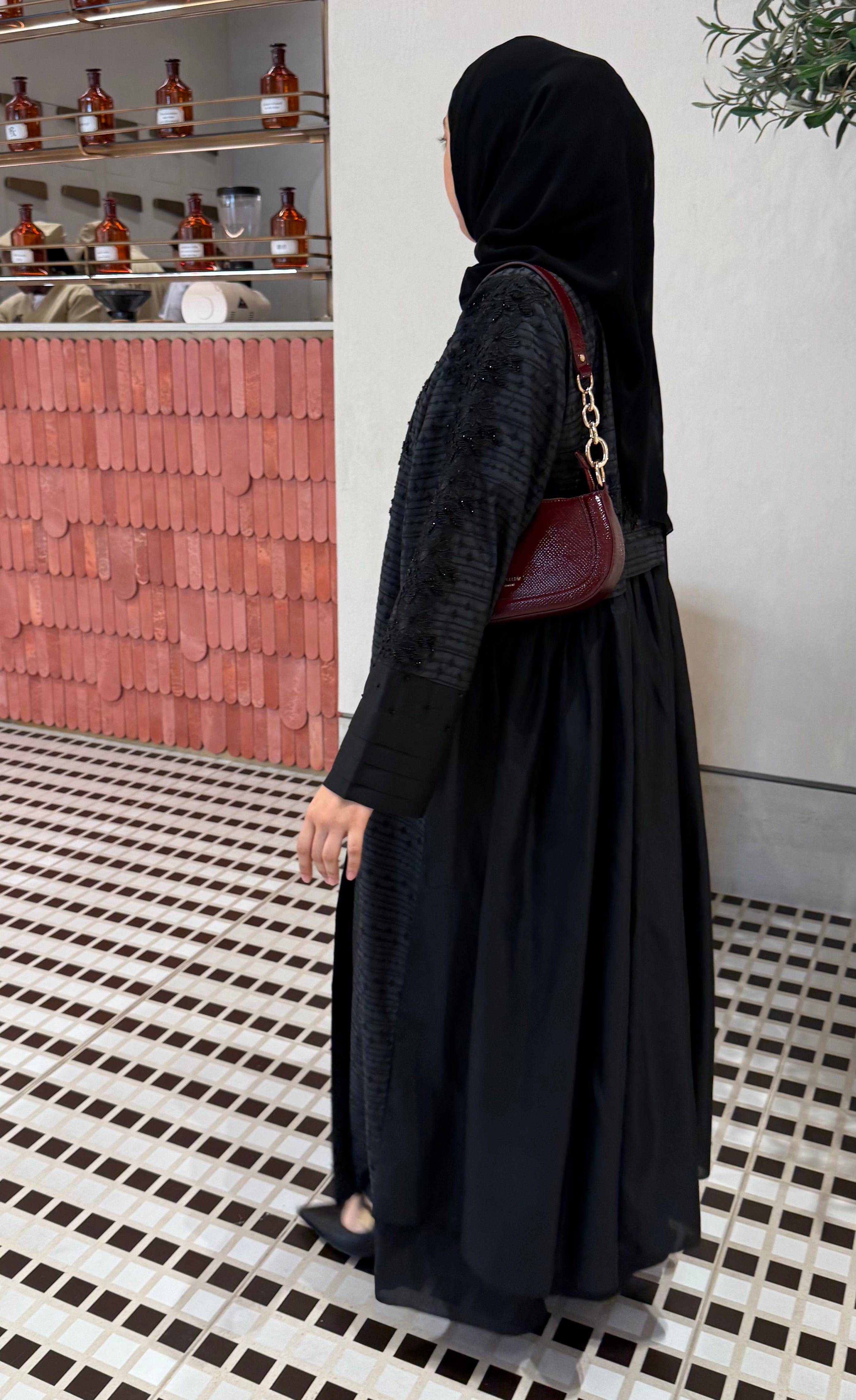 Black pearl Abaya