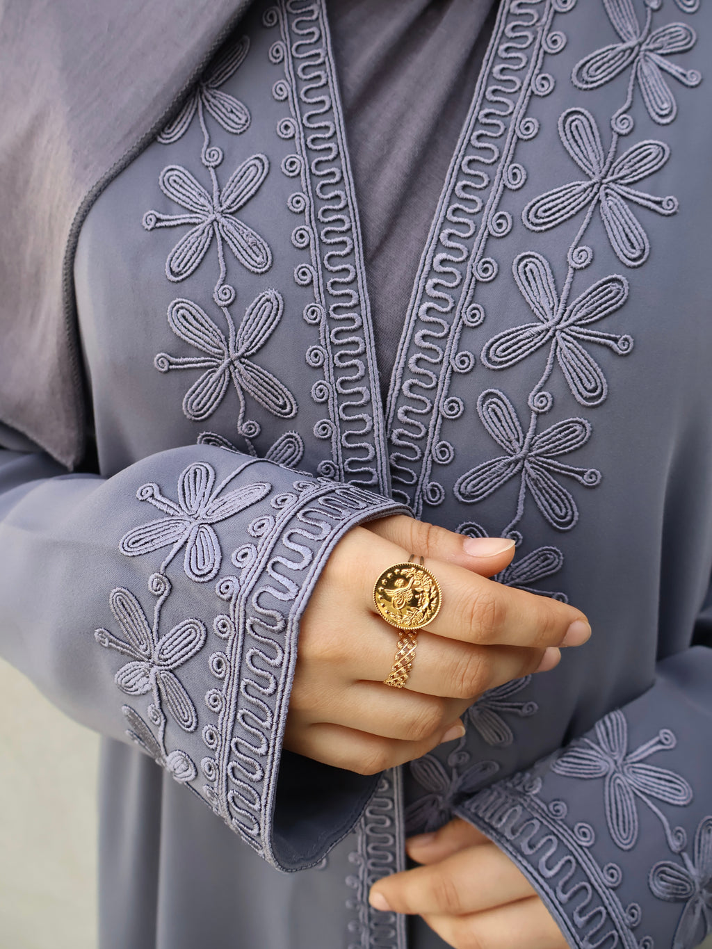 Moon Abaya